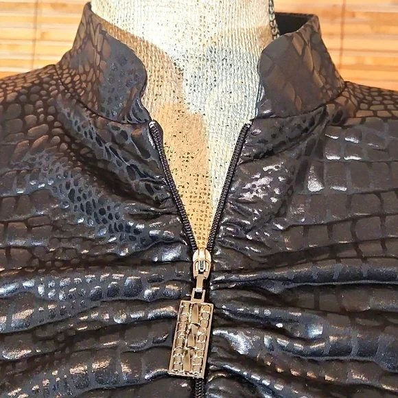 Ruched Sleeve Stretch Track Jacket - Picture 9 of 11